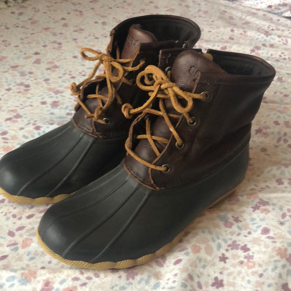 Sperry winter boots
